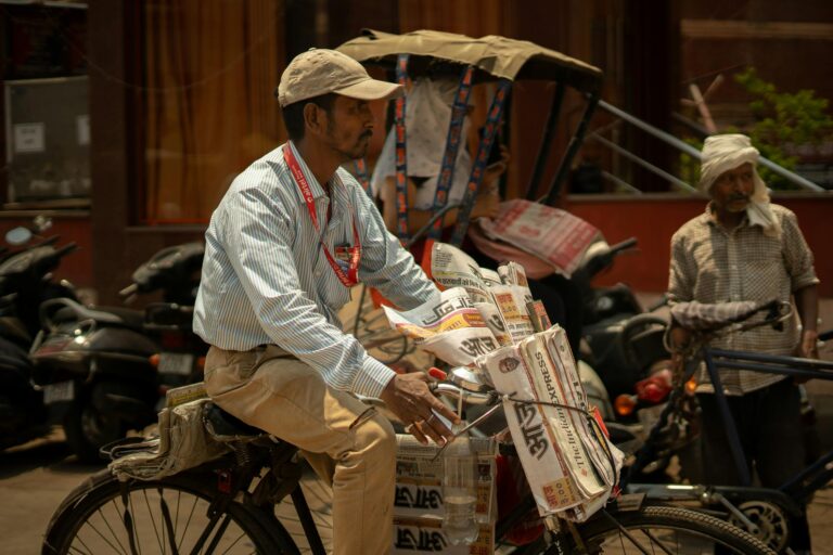 $17/Hour Newspaper Vendor Jobs in Canada