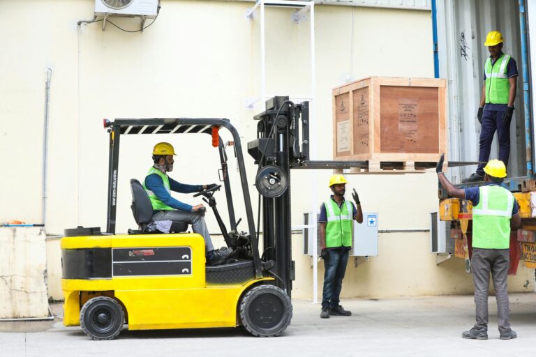 $50/Hour Dock Worker Jobs in Canada