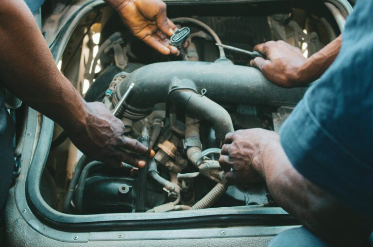 $7,000/month Mechanic Jobs in Canada for Immigrants