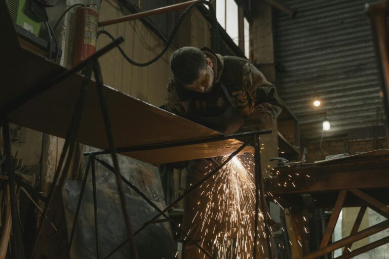 $6,000/month Welder Jobs in Canada for Immigrants