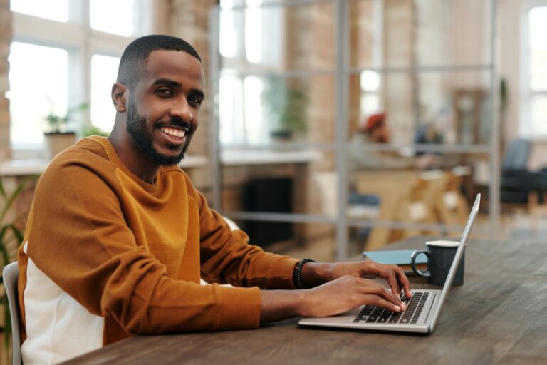 How to apply for Work Visa as a Freelancer in Canada