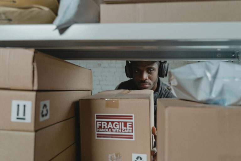 $45,000/Year Luggage Handler Jobs in Canada for Immigrants