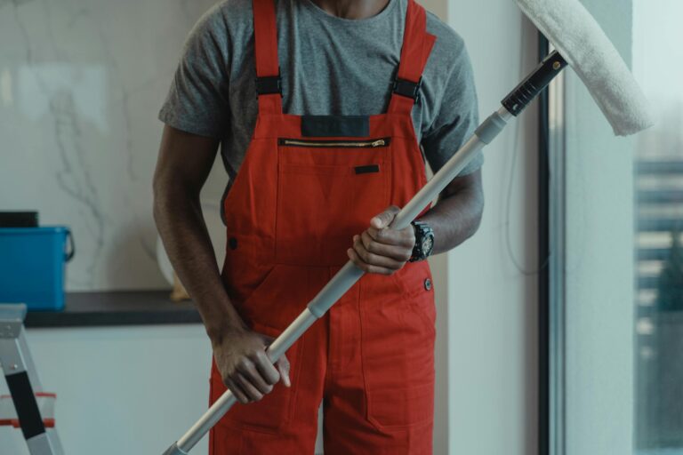 How to Earn $30/hour as a Housekeeper in Canada