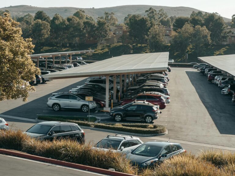 $20/Hour Parking Lot Attendant Jobs for Immigrants in Canada